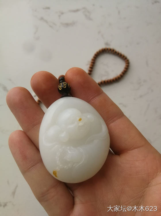 这品质如何？价值过万吗，七十克_和田玉