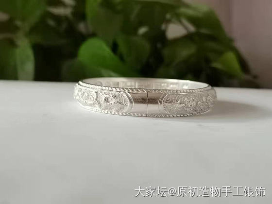 绞丝三窗（手工铲花）_银