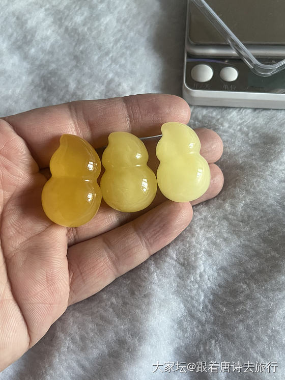 蜜蜡小葫芦_琥珀蜜蜡