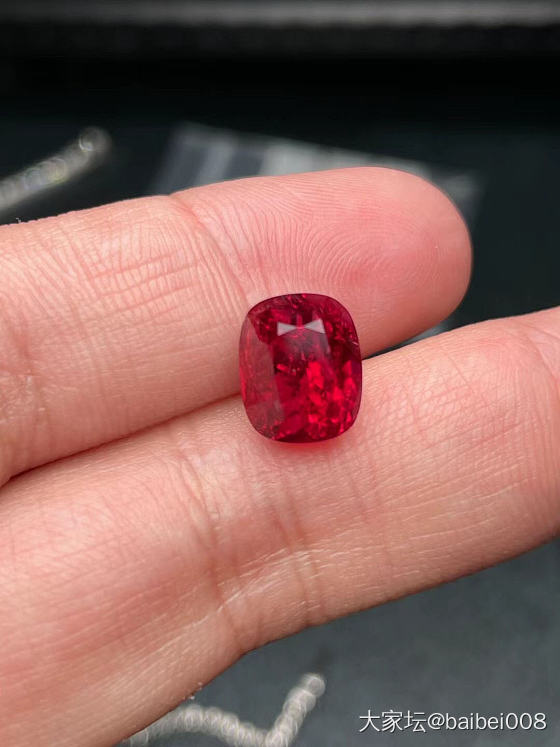 绝地武士尖晶6.7ct_尖晶石