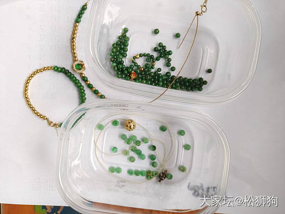 请问这样一串绿小米珠项链要多少预算呀_项链翡翠