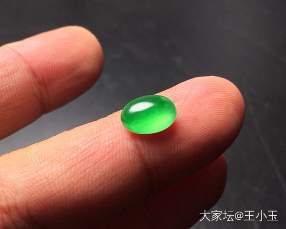 小伙伴们秀出你们的翡翠蛋面吊坠吧_吊坠翡翠