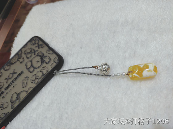 新编手机链_琥珀蜜蜡手工diy挂饰