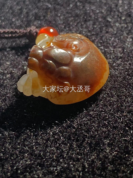 老气枣红皮貔貅_和田玉