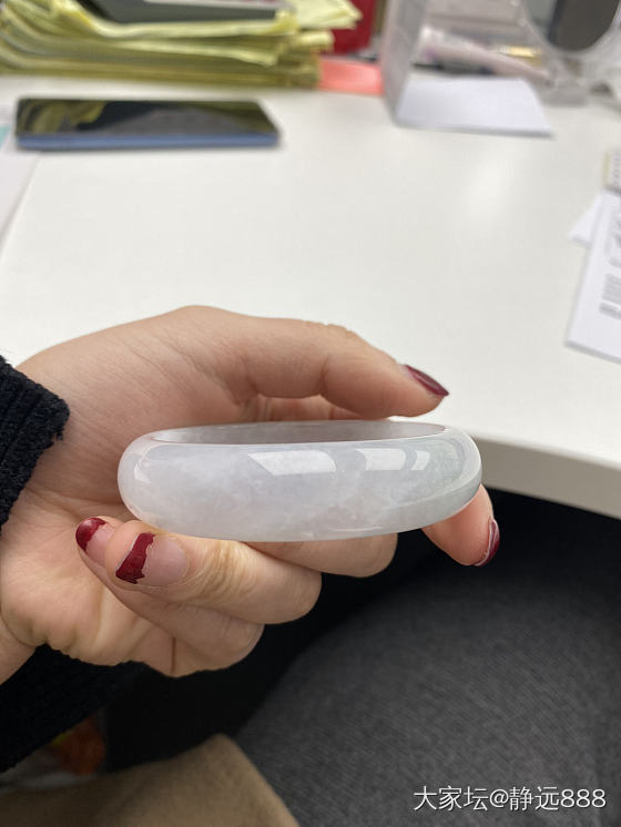 这只日常镯怎么样呀，求鉴定_手镯翡翠