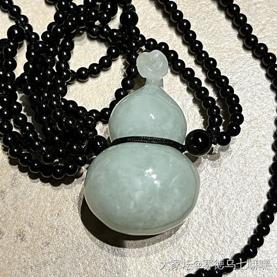 药否😄😄，兑换成人民币2250，是不是和我五十人民币的葫芦一个档次_戒指翡翠