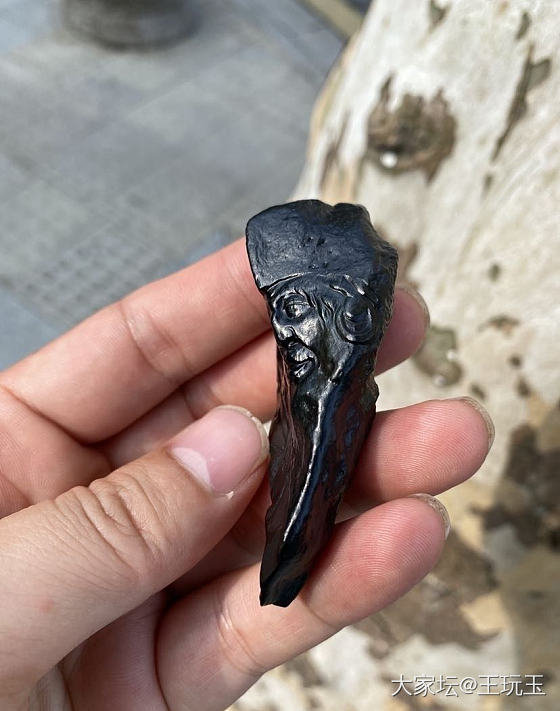 另类之四，这个济公估计敢戴的不多吧_和田玉
