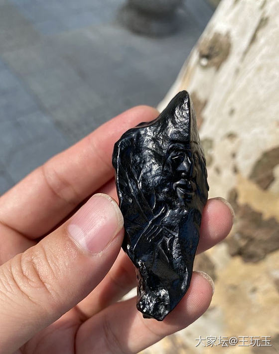 另类之四，这个济公估计敢戴的不多吧_和田玉