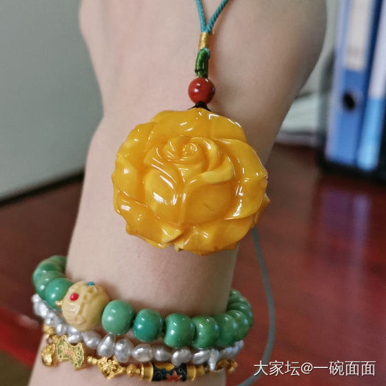 时间让你从鲜肉变成了老腊肉_蜜蜡琥珀蜜蜡