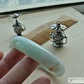 ~翡翠(A货)--三彩-苹果绿色60MM圈口