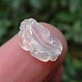 看中一款戒面，貔貅的，500元，请大师们看看值不值？