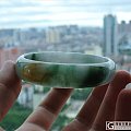 翡翠(A货)--三彩飘花--完美镯子--63MM圈口
