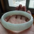 转个完美淡绿翡翠镯子 圈口约59、60
