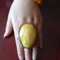 超级拉风-----鸭蛋大的古董蜜蜡戒指
