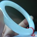 一只53圈的圆条ZZ，清新温婉，淡绿底色，适合妹妹佩戴(重新拍了图图，与实物...