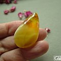 精品蜜蜡挂件~葫芦水蜜桃厚圆牌飘白蜜大玉米~净水金蓝水滴随形福利价