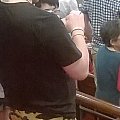 金链汉子手戴4支银镯，霸气造型低调围观
