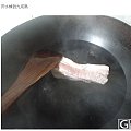 今天教大家做 一道 东坡肉~~口水吧~~小伙伴们~