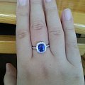 第一次买的蓝宝终于成戒指了。