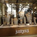 南京西路惊见justgold