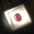 最近迷上了碧玺裸石~~特别是红碧，但是颜色不会看，照片又拍不好！！颜色求高人...
