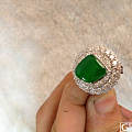 18K白金镶钻高绿冰种起胶异型翡翠戒指