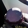 重达9499克拉的巨形紫色玻璃种翡翠——昭仪之星
