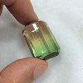 新入一粒双色碧玺 57.9CT 全净无暇 够大，够收藏！