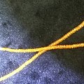 这种石榴石大家觉得多少一条？我想入手这个