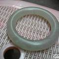 老师们帮看下，那只手镯好点