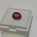 紫红色蓝宝石3.14克拉