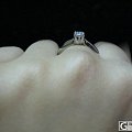 后悔认识这个坛子前买的订婚戒指。。。你们就嘲笑我吧。。。