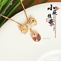 小薇镶嵌精致的美物一件