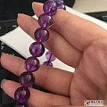 新得了一条紫水晶手链，大概中三价格，大家快来帮我看看值不值