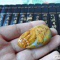 籽料黄皮俏色雕关公 价低