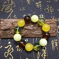 蜜蜡多宝手串