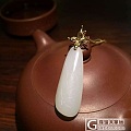 和田玉籽料“蝶恋花”吊坠