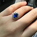 显摆一下改款回来的蓝宝石戒指