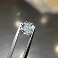 Fancy Light Greenish Green 0.92CT