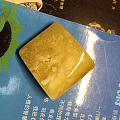 周周末愉快 试出一块稀有蜜蜡俄料白花无事牌 背面全皮