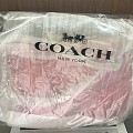 coach 铆钉花朵新月包 玫红色单肩斜挎37711