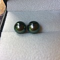 自己收藏的一对9.7镜面极品孔雀绿对珠