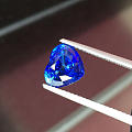 好久没有发新货了，今天来一颗最喜欢的心形3.29CT蓝宝石