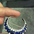 一枚欧洲工艺的贵族蓝宝钻石胸针