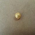 ==只剩下18k天然钻镶嵌11.2mm阿卡圆珠吊坠，justgold雏菊吊坠...