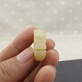 和田玉烟糖色翁仲挂件