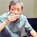 刘益谦豪掷2.81亿港币鸡缸杯喝茶，古玩收藏到底玩的是什么？