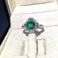 【瑞意邦珠宝】——推荐一款非常漂亮的祖母绿款式