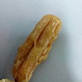 各位看看这是蜜蜡吗？