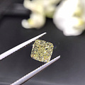 2.40ct FLY 淡彩黄钻。现货 好价